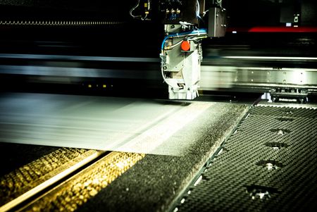 WYCINANIE NA MASZYNIE 